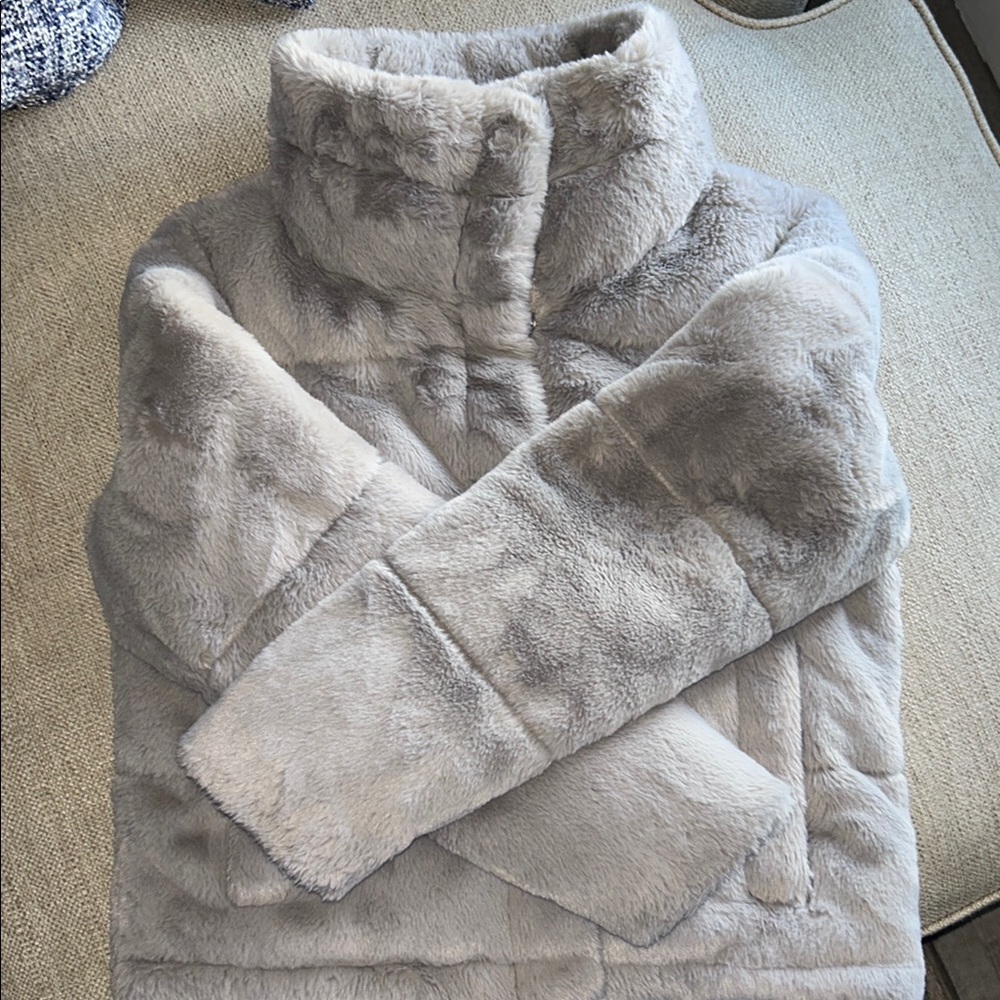 Abercrombie Cozy Gray Faux Fur Jacket